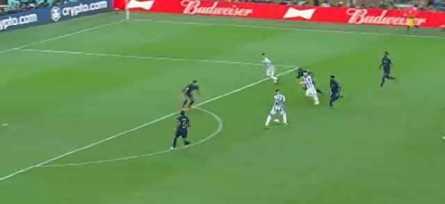 1671384984580095182.jpg 8765857687655876.jpg